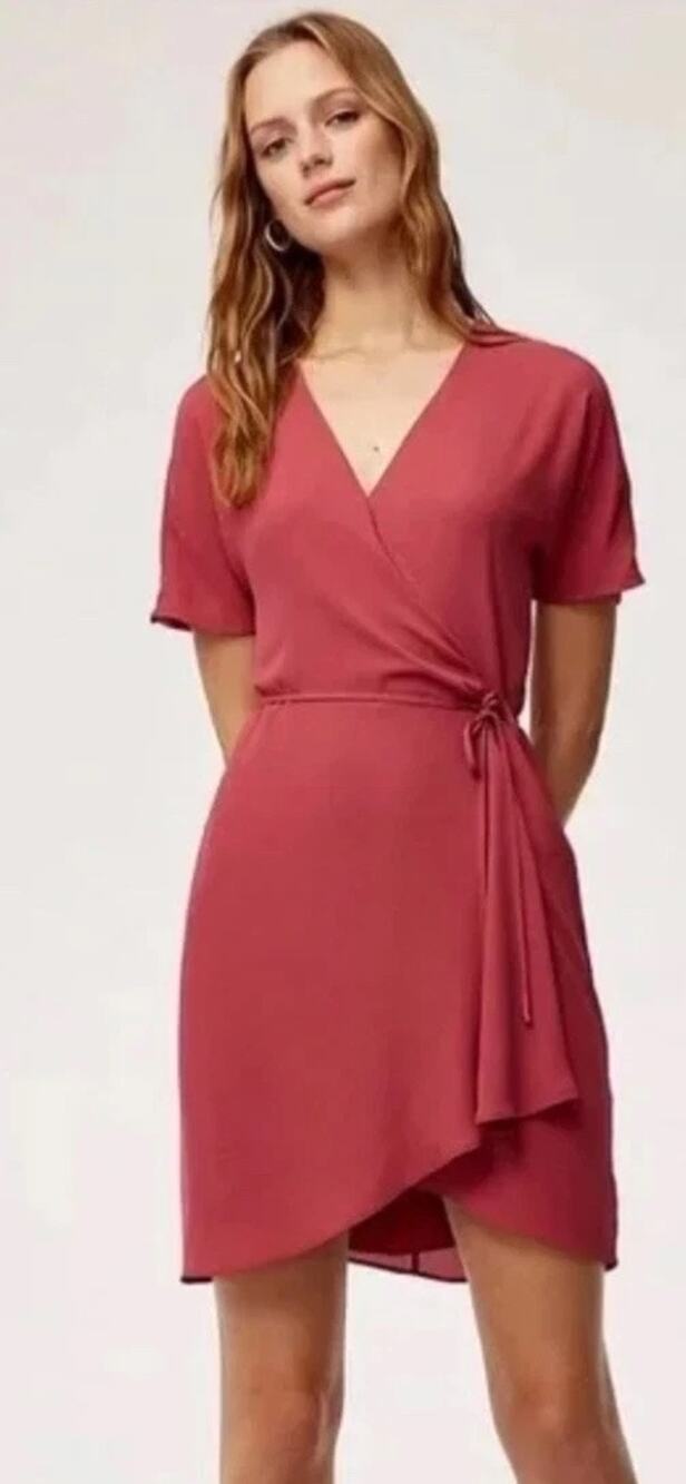 Babaton by Aritzia Coral Satin Wrap Mini Dress Size XS Kimono Sleeve